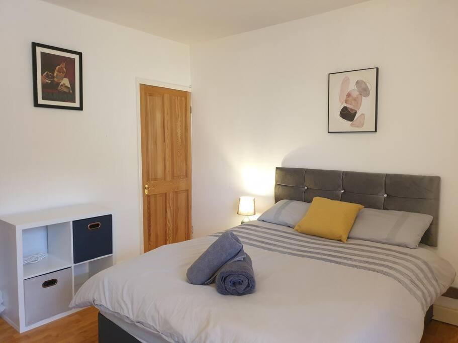 City Townhouse Close To Cafes And Restaurants Норвич Экстерьер фото
